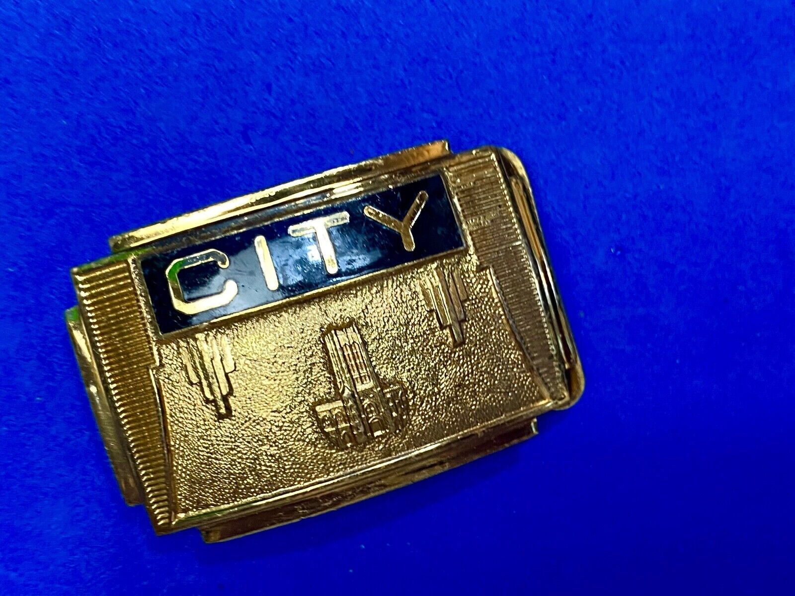 1930's CITY picture & words, Gold and Black color formal belt buckle by Jenkins 