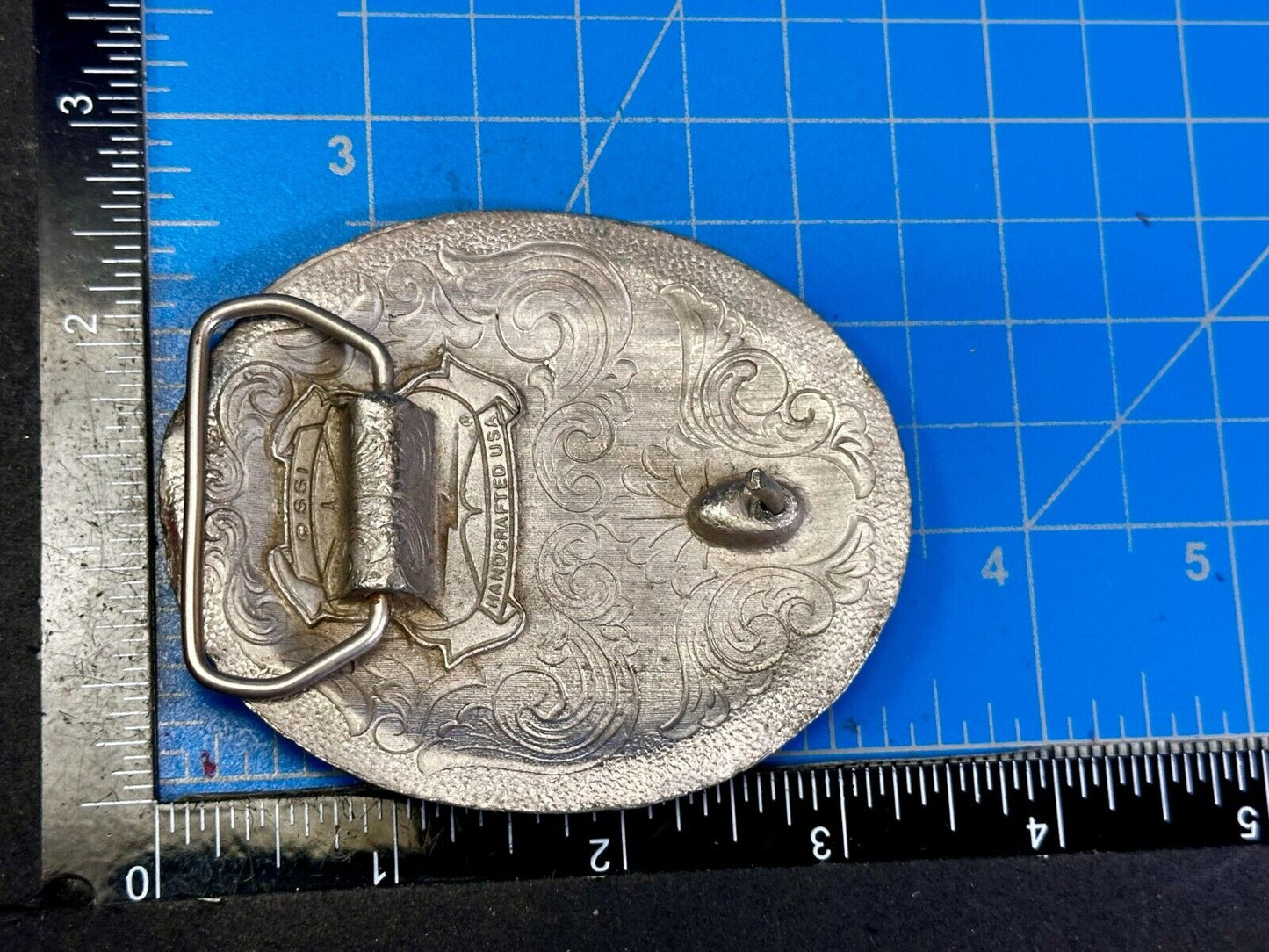 Alaska Wolf Howling at the Moon Vintage SSI Diamond Cut Belt Buckle Handmade USA