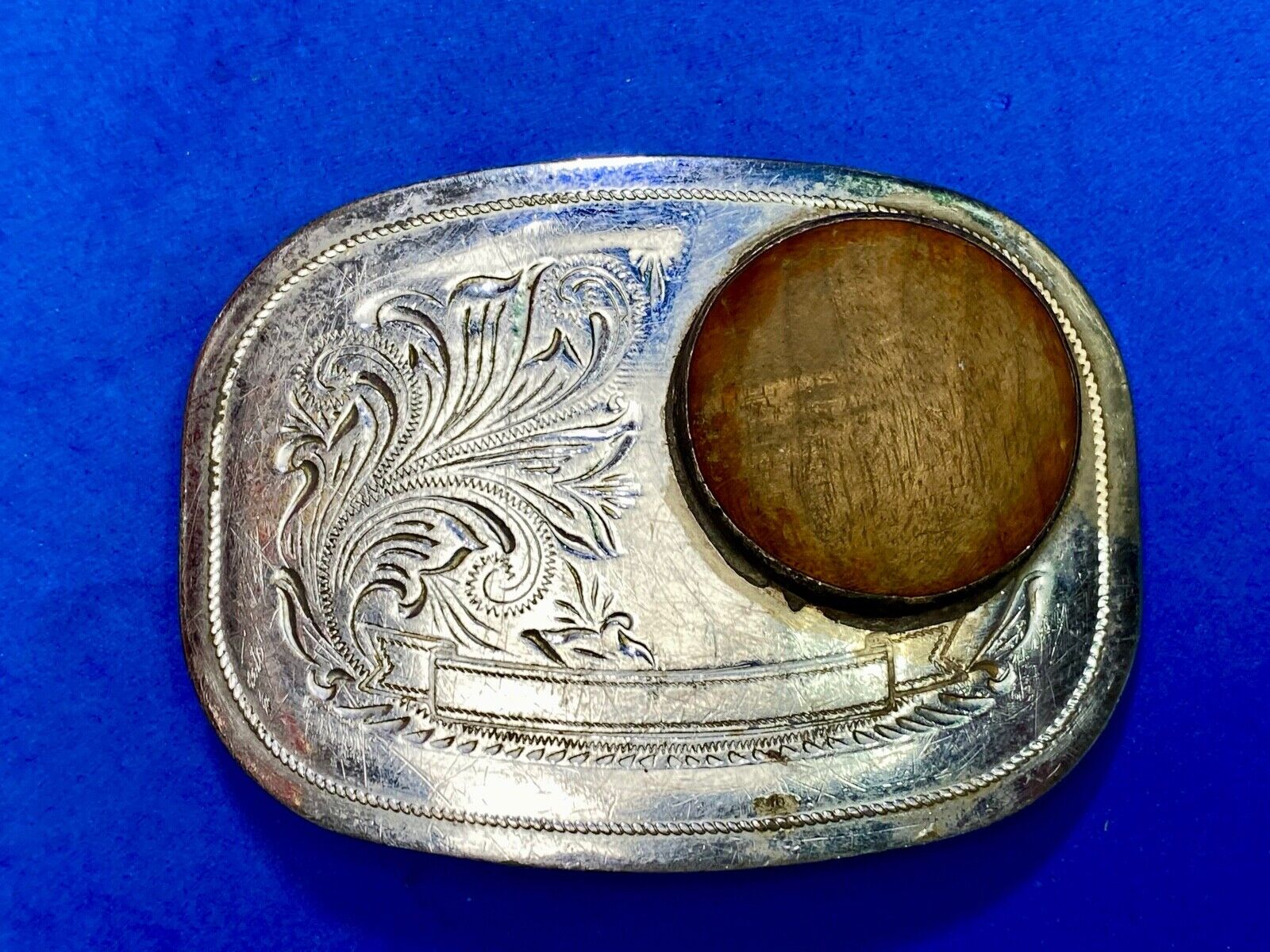 Very Different Wood Centerpiece On Western Flower Swirl Blank Ribbon Belt Buckle