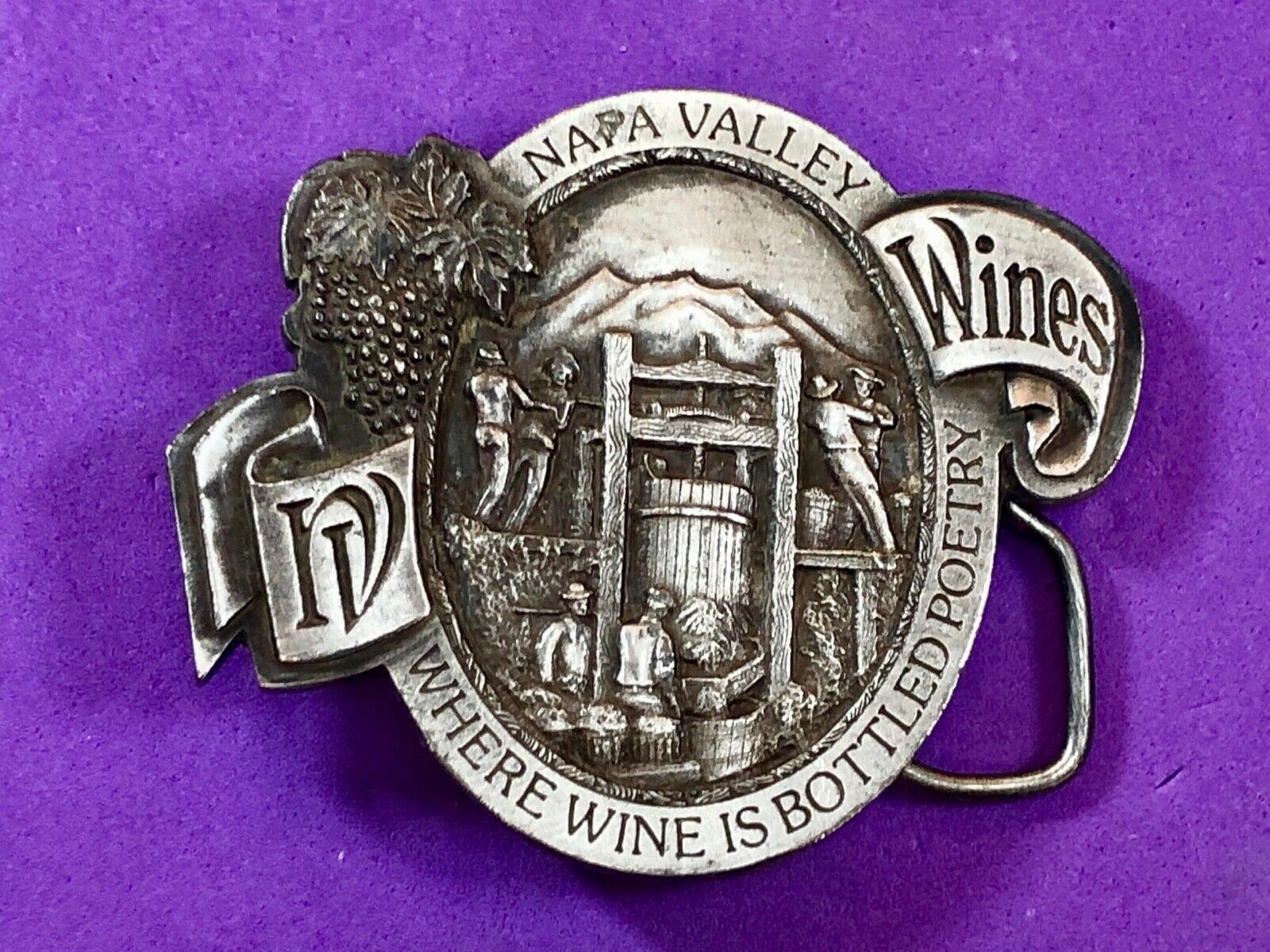 Vintage 1976 Napa Valley Bottling Ca belt buckle -Where Wine is Bottled Poetry 