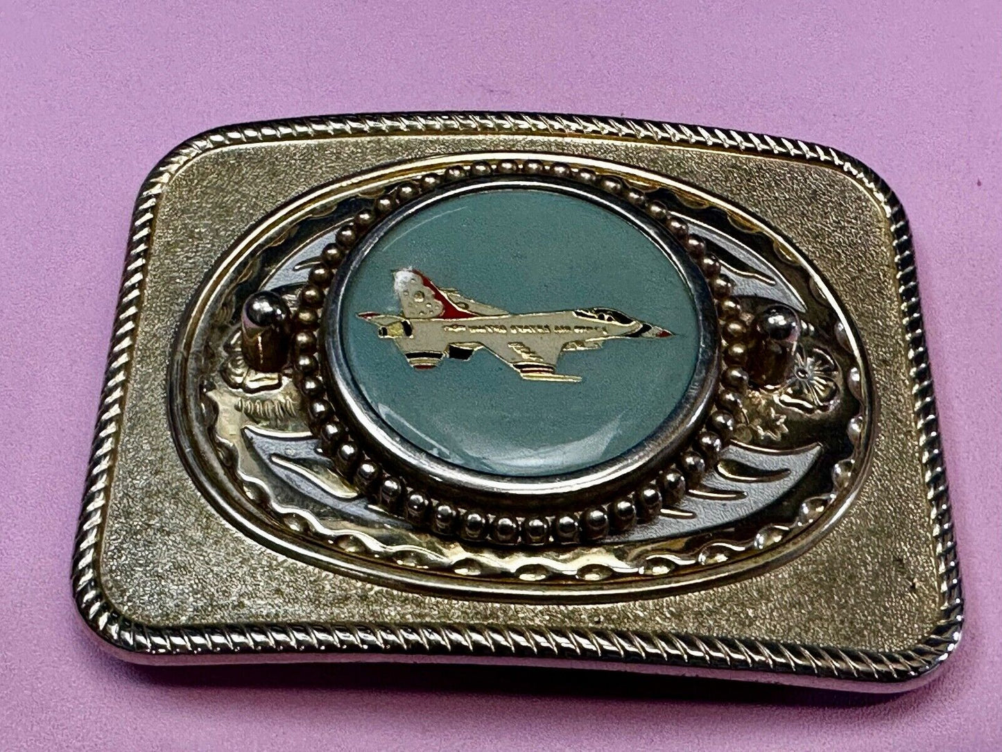 Us Air Force Fighter Jet as centerpiece in western Belt Buckle - or dollar coin