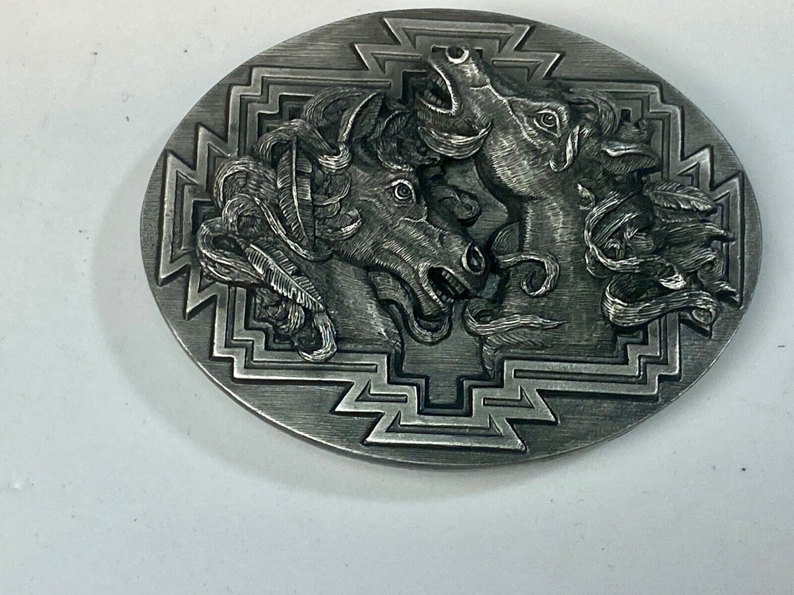 1995 Two Horse Head's Native American Indian Feather Bergamot B-256 belt buckle 