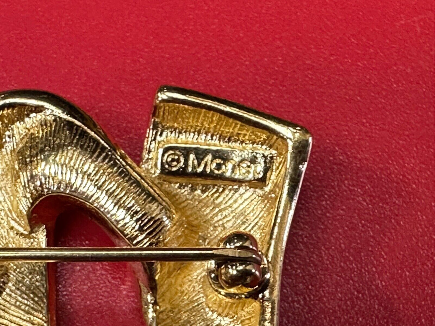 Abstract vintage Monet signed gold tone brooch pin