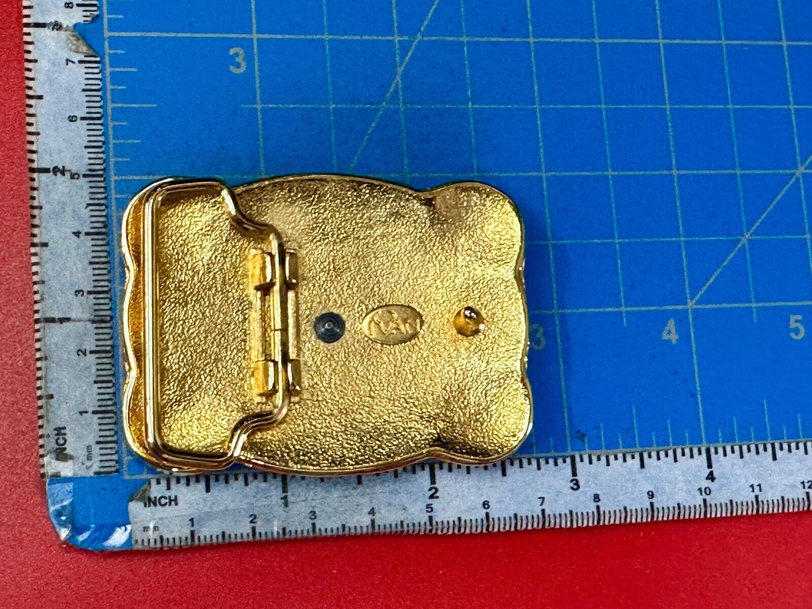 vintage Ivan Western two tone rodeo cowboys belt buckle