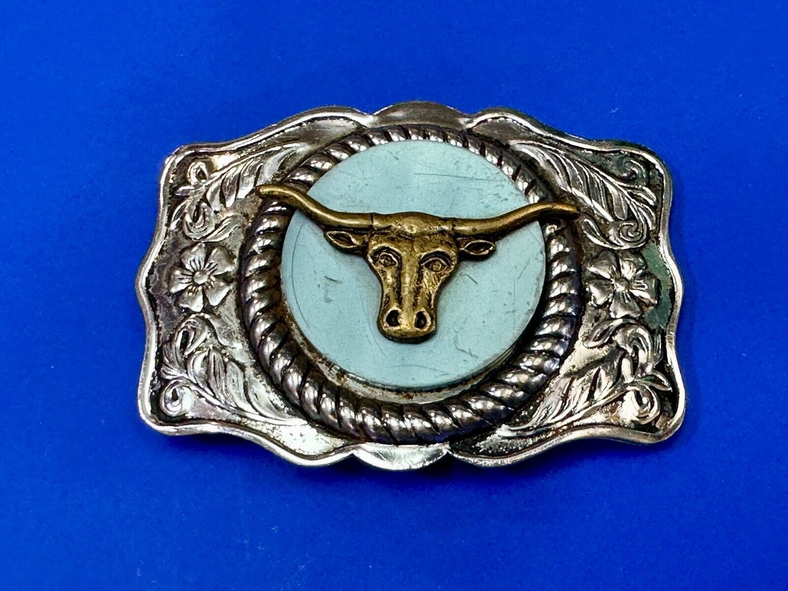 Vintage Longhorn cow steer - cowboys cowgirls western centerpiece belt buckle