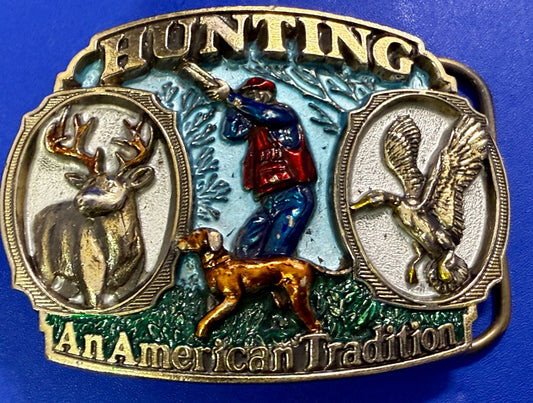 An American Tradition HUNTING Dog Duck Buck Deer Sportsman Vtg. 1986 Belt Buckle