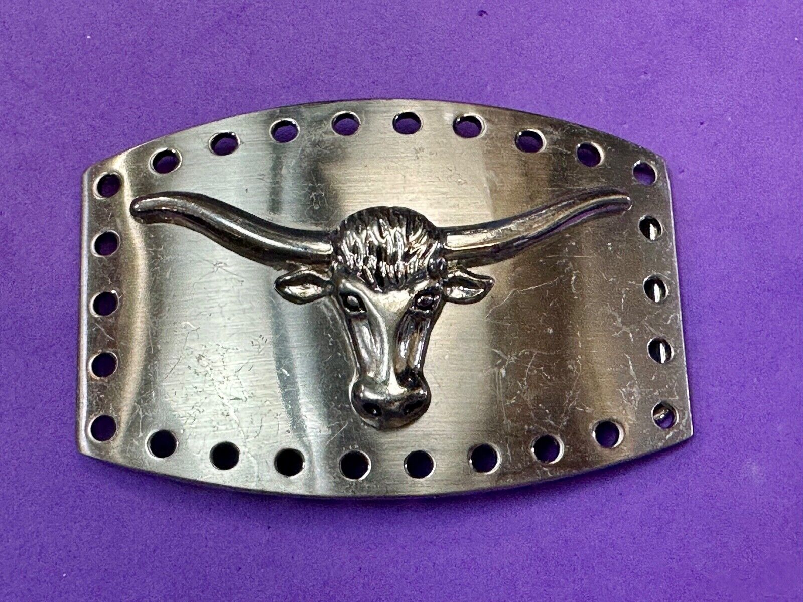 vintage Heavy large LONGHORN - Distinct hole boarder belt buckle