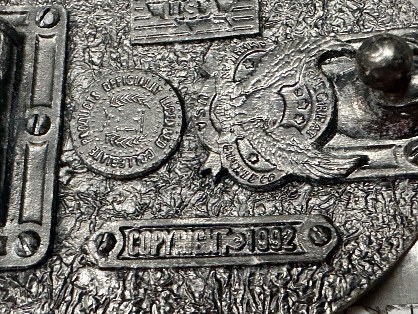 University of Louisville Cardinals Vintage 1992 Great American belt buckle Co.