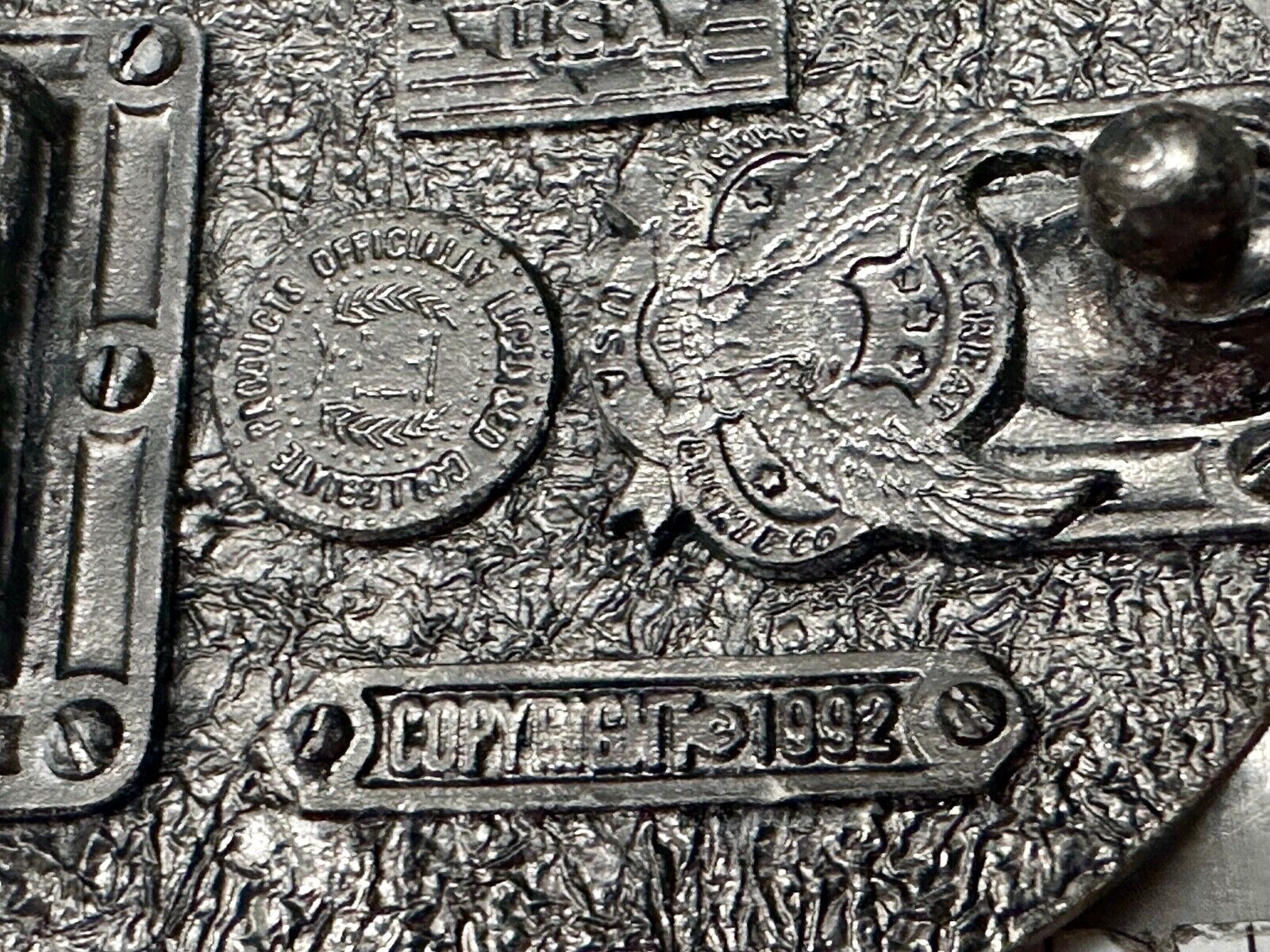 University of Louisville Cardinals Vintage 1992 Great American belt buckle Co.