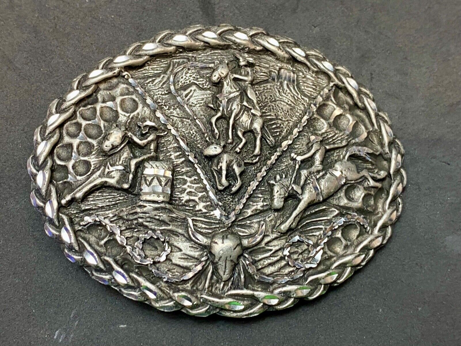Barrel Racing, Saddle Bronc Rider, everything cowboy Vtg. EGE 1992 belt buckle