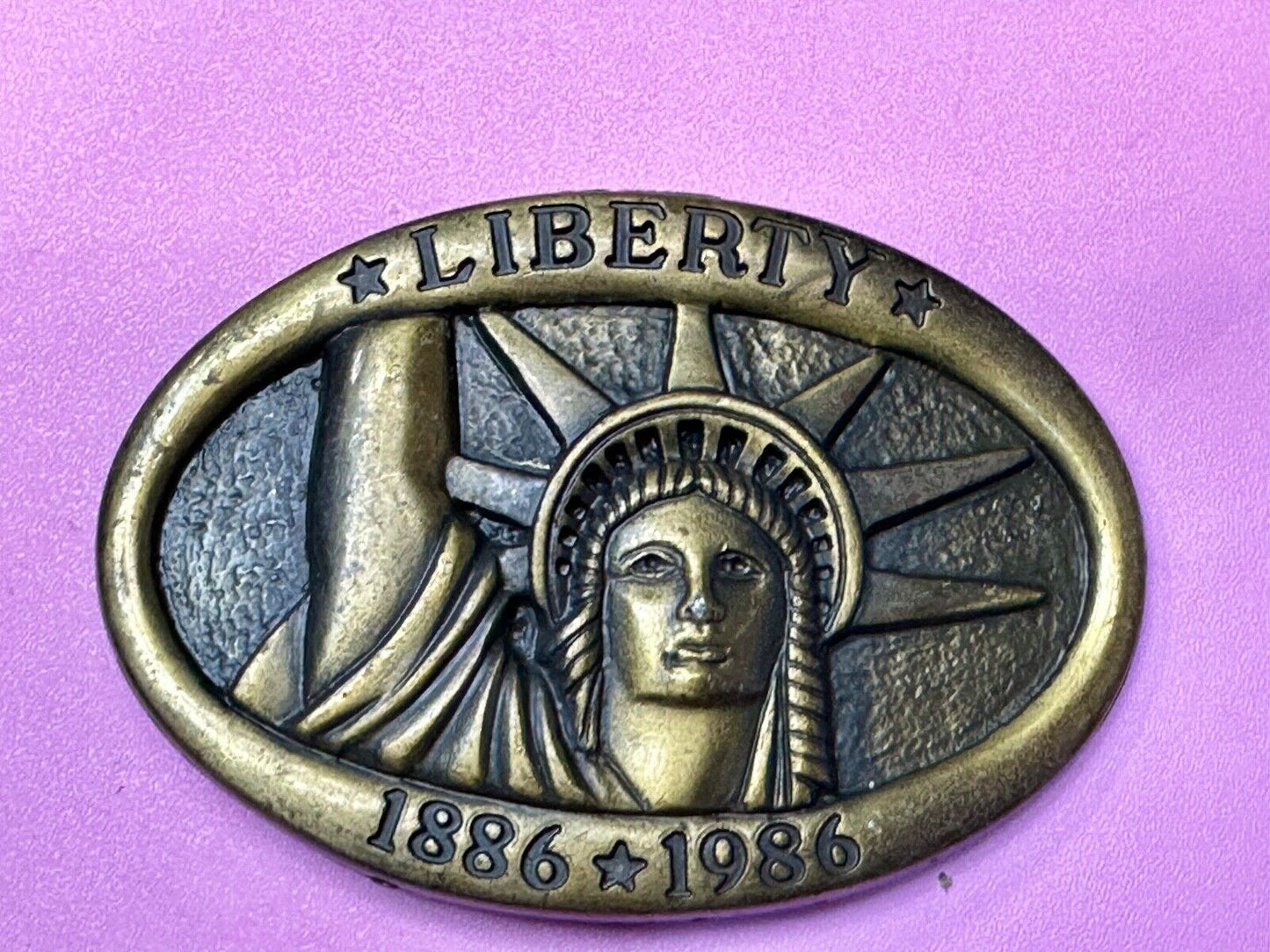 100 year Anniversary 1986 Statue of Lady Liberty Brass tone Belt Buckle