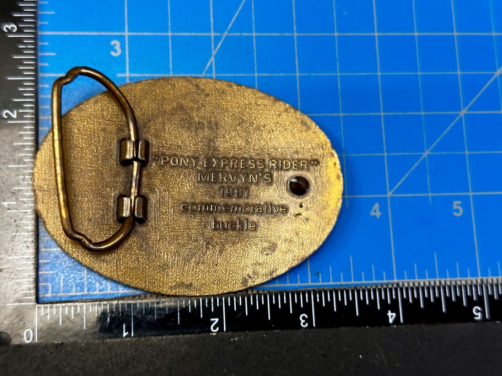 Vintage 1981 Pony Express Rider Mervyn's Commemorative Brass Tone Belt Buckle