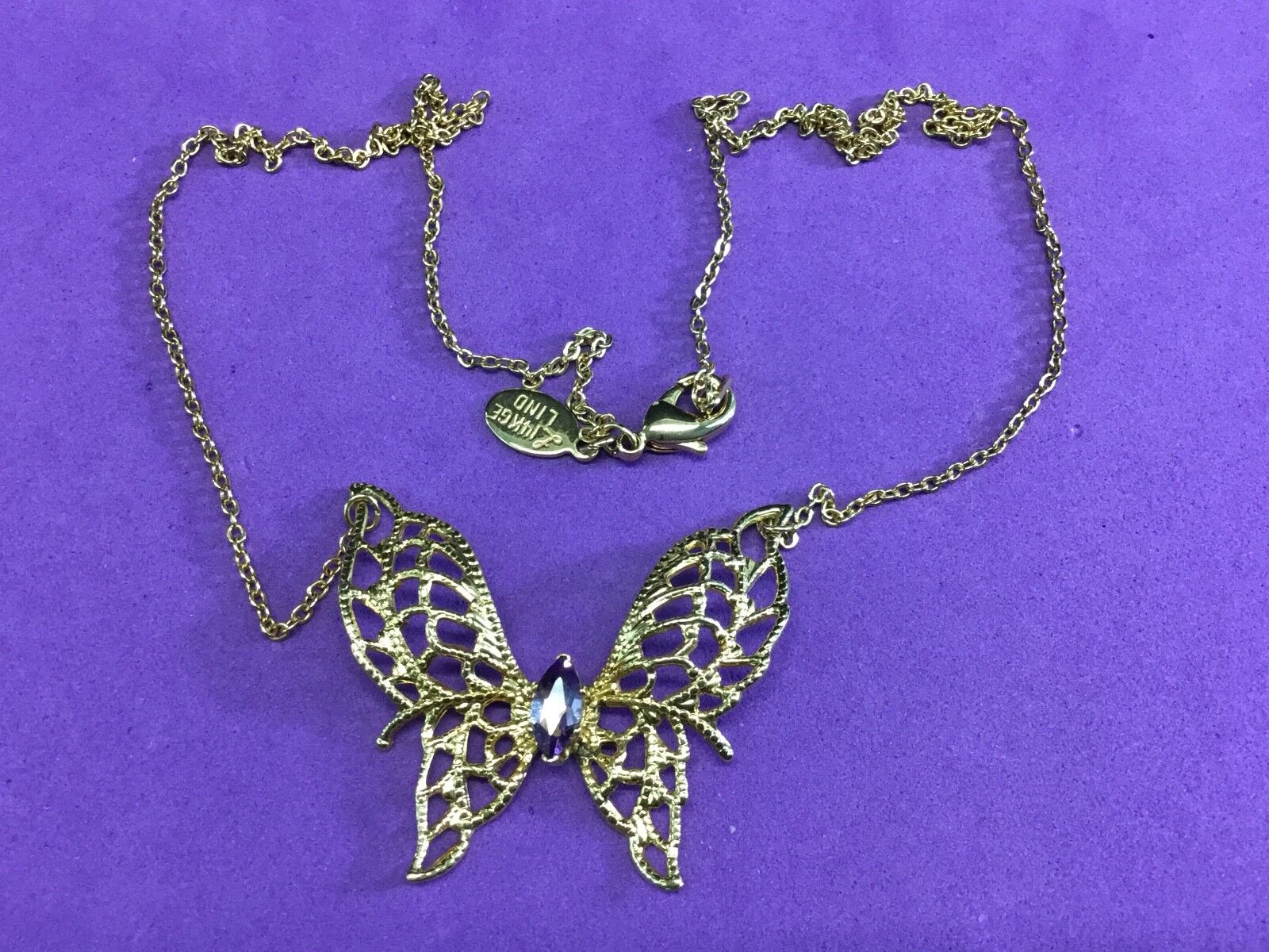 Vintage gold butterfly necklace Signed  L14xGE   L  LIND 