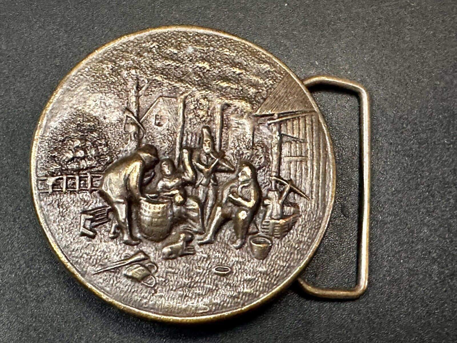 Village Scene Fiddle Miner Workers Bergamot Brass Works A-72 Belt Buckle