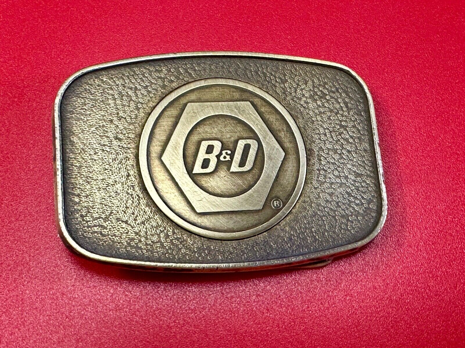 Vintage B&D Company  belt buckle - Nut Logo Embalm  Construction equipment?