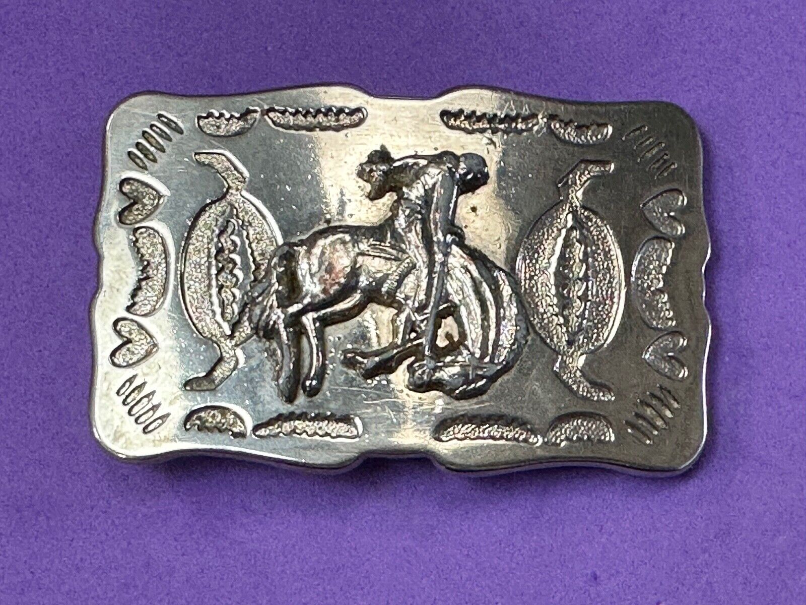 Vintage Cowboy Tipping Hat Head down Saddle Bronc western belt buckle