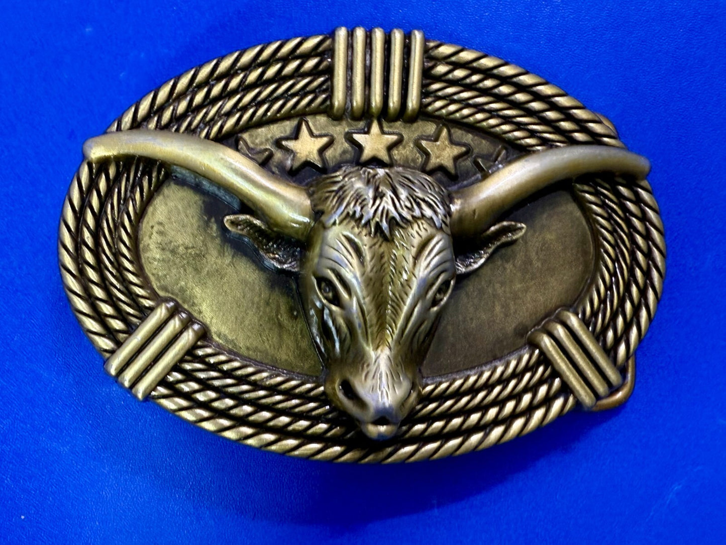 3D Longhorn Bull Head with Stars Rope Border Western Rodeo Cowboy Belt Buckle