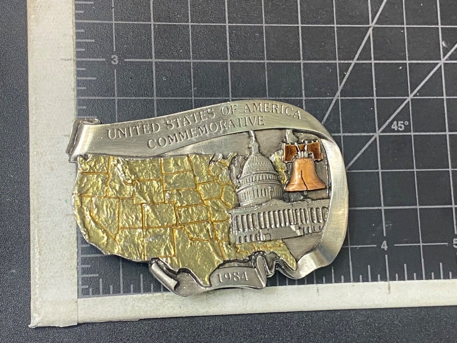 United States of America commemorative White house -  map shaped belt buckle