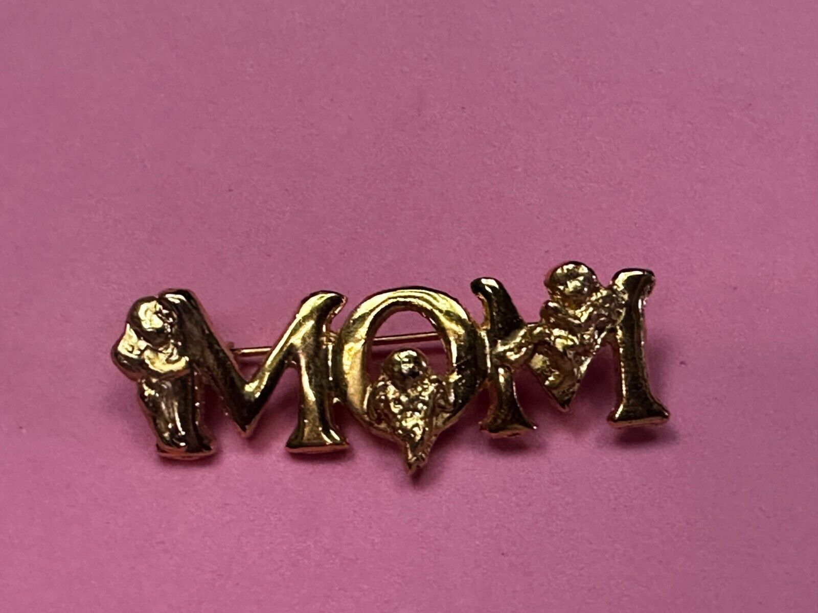 Angel MOM Mothers Day Gift Gold Tone Brooch Pin Signed  L. Razza