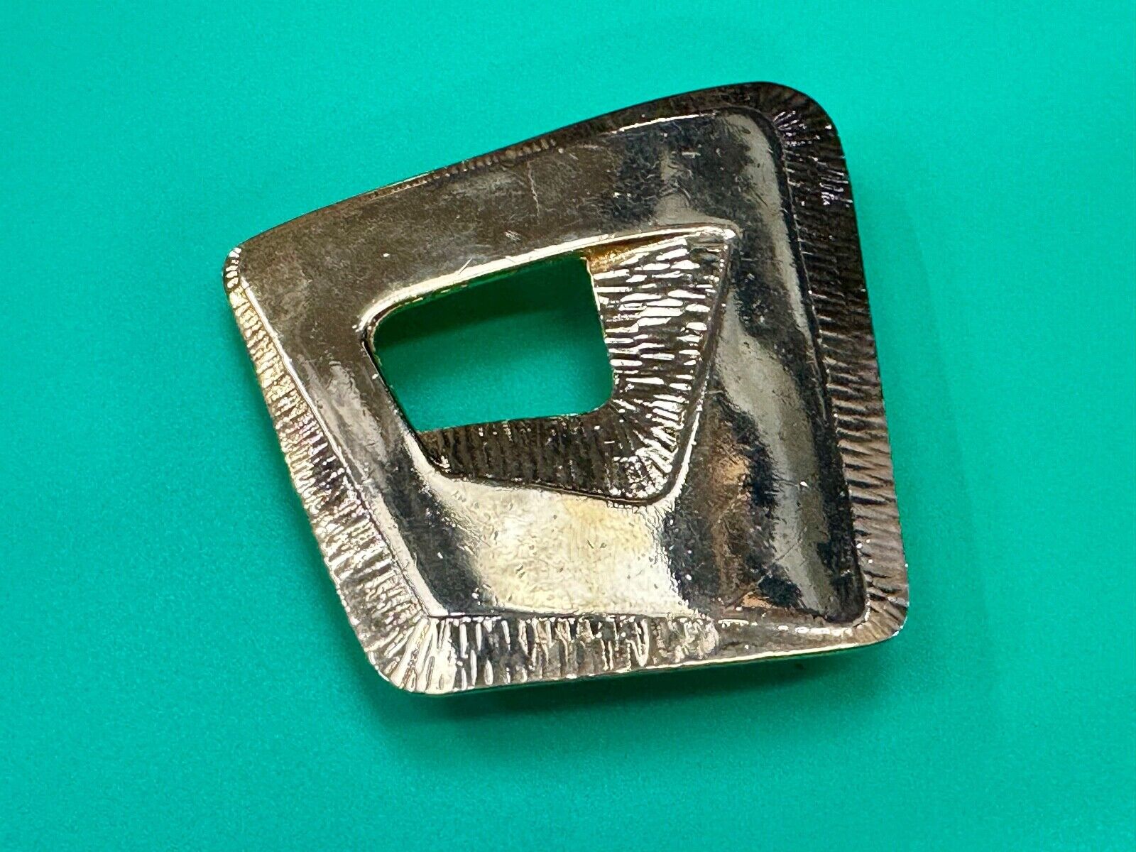 Abstract Open Work Cut Out  Brass Tone Hippy Boho Belt Buckle