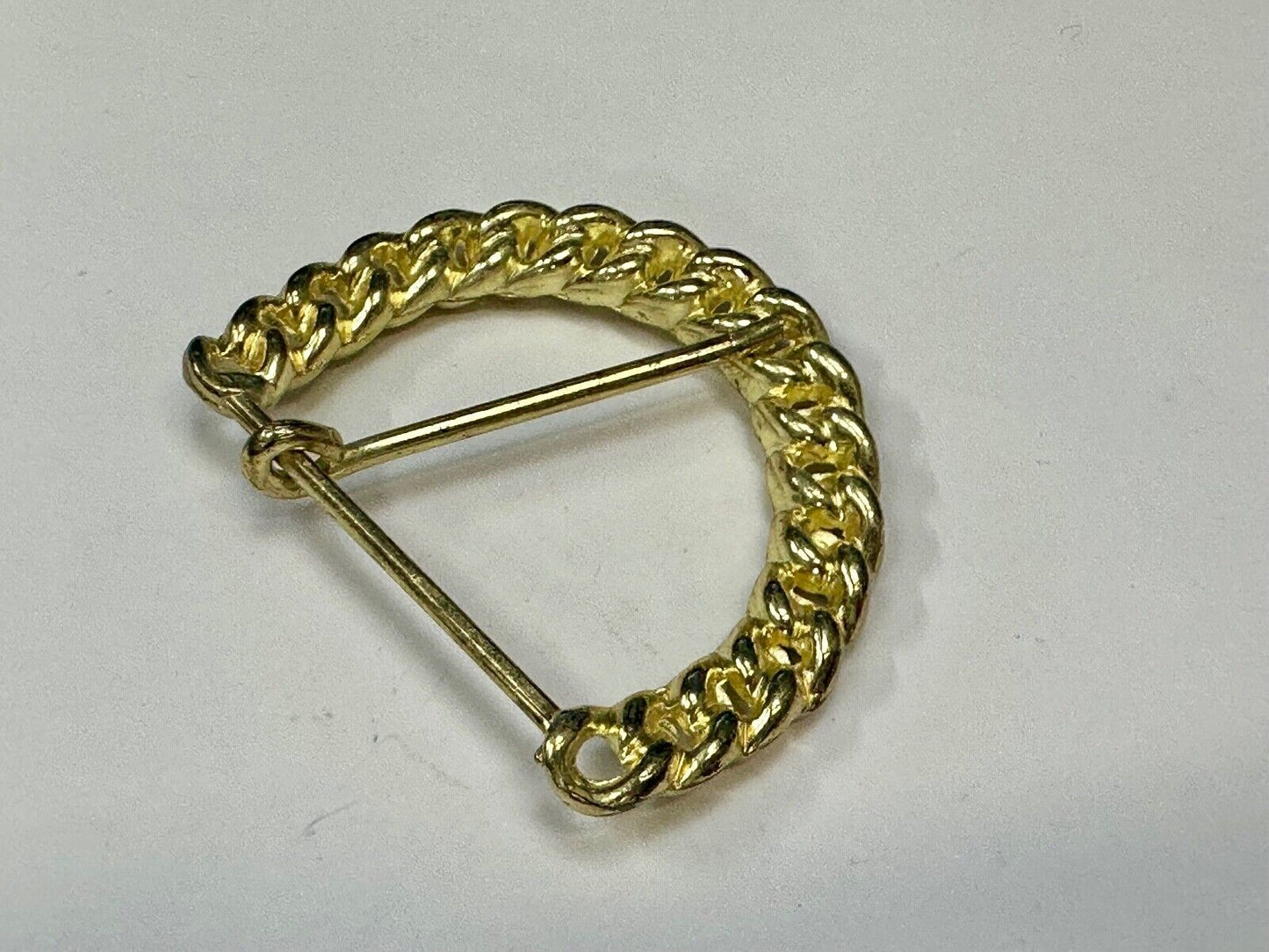 Vintage gold tone spiral or rope knot loop pattern replacement belt buckle