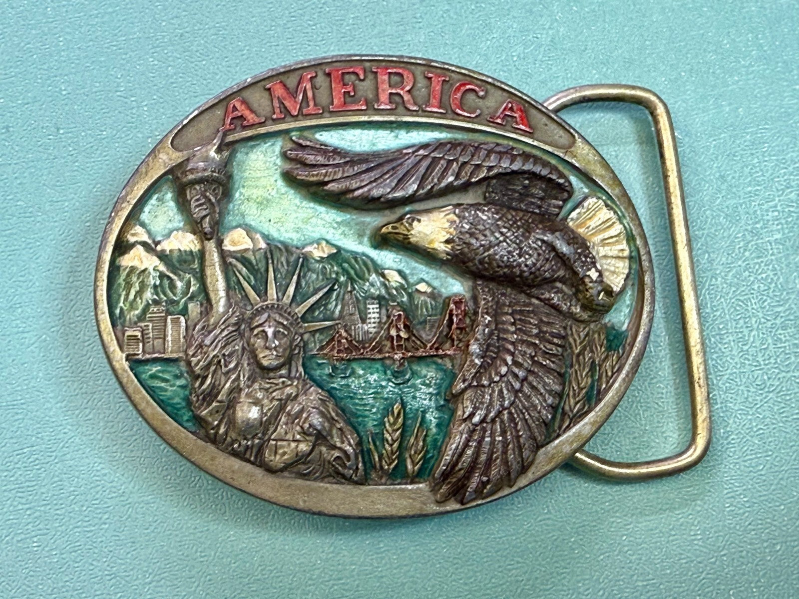 America Statue of Liberty Bald Eagle Golden State Bridge 1985 C+J Belt Buckle