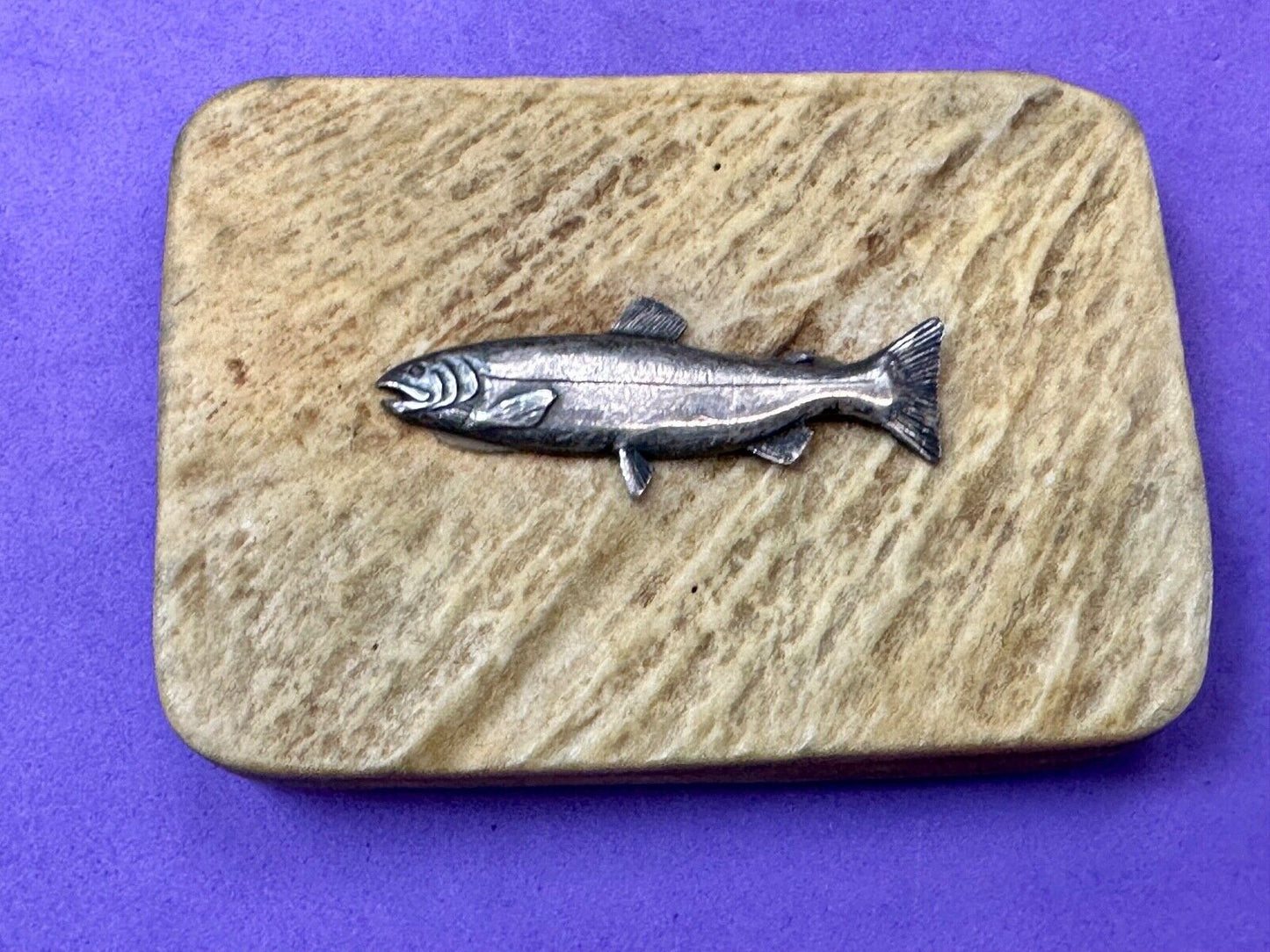 Trout Fish - vintage Native American Indian ART belt buckle - Elemore Alaska