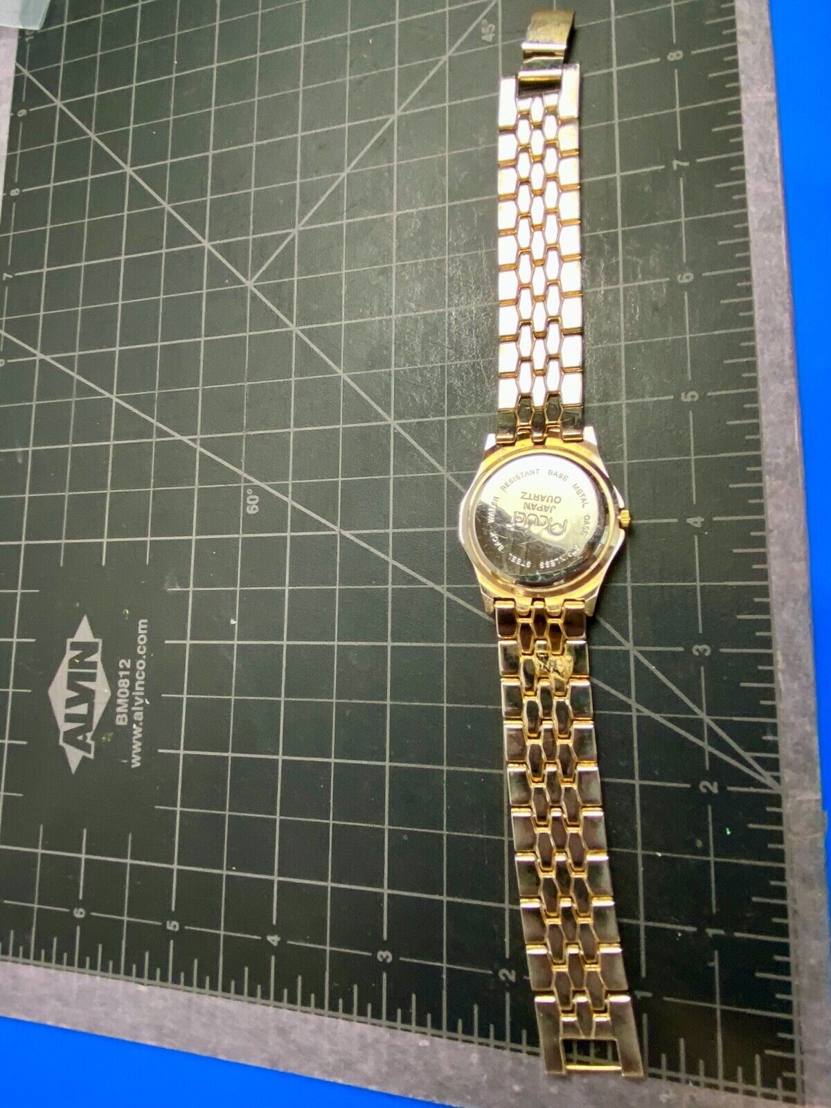 acuet gold tone women's quartz dress watch - fresh battery! 