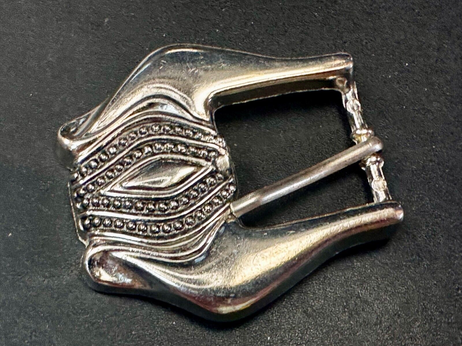 Unique Small Replacement Western Silver Tone Vintage Belt Buckle