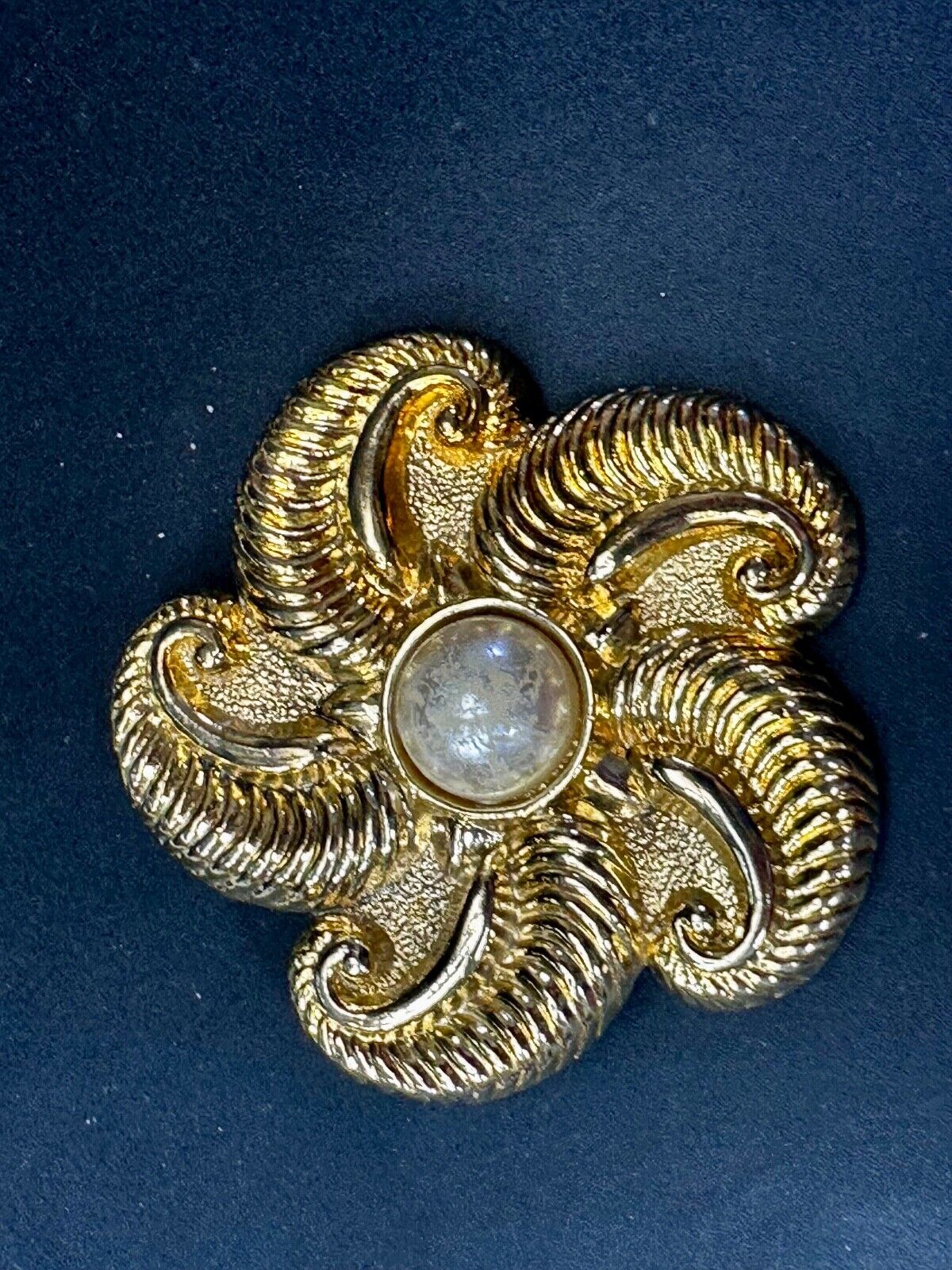 Vintage Large Gold Tone Starfish Flower Theme?  Belt Buckle by Motion East