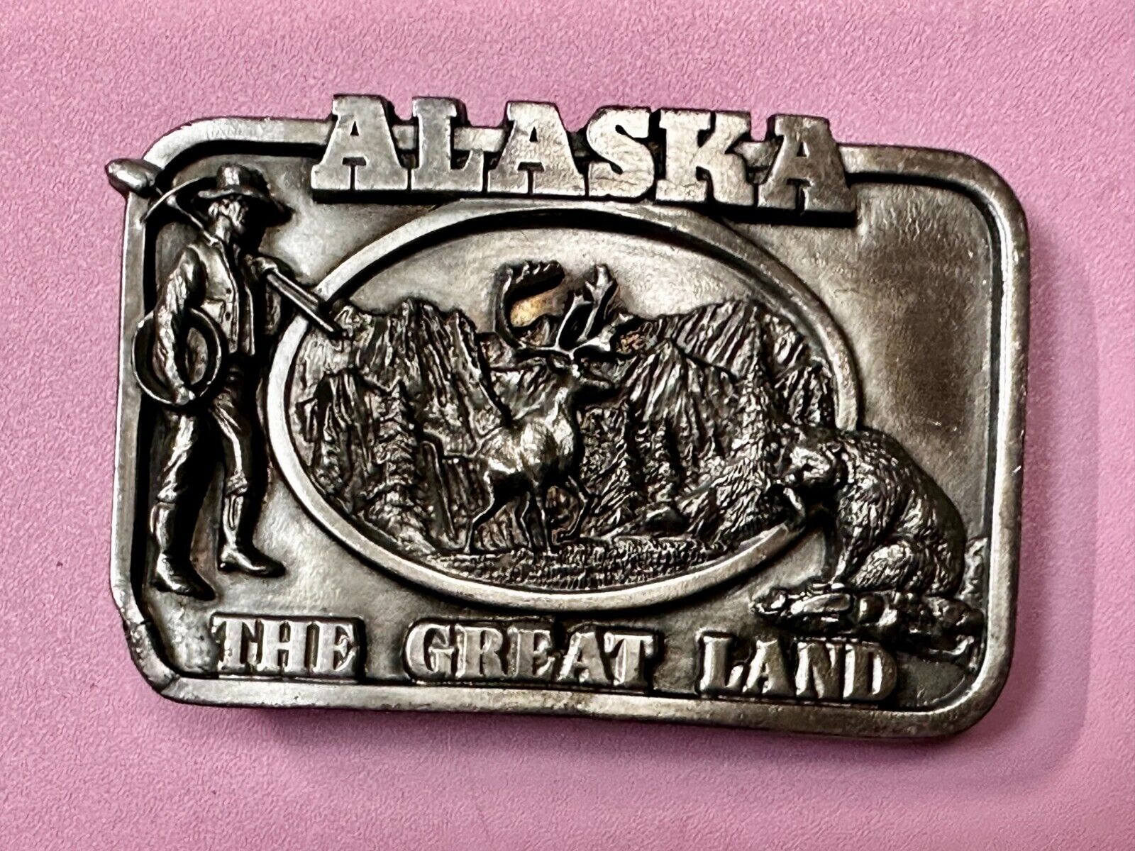 Alaska The Great Land -  Last Frontier State 1980's Siskiyou Pewter Belt Buckle