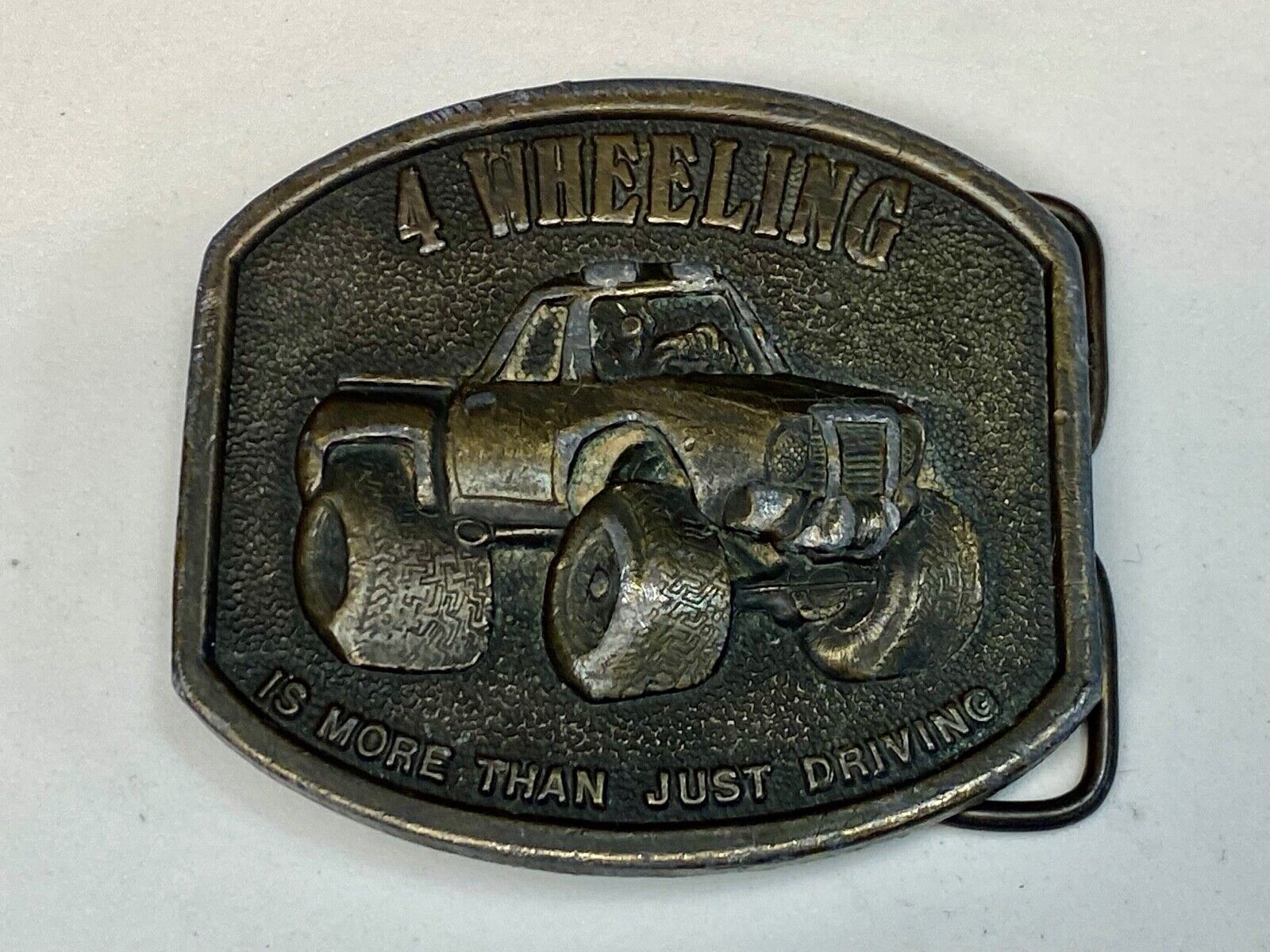 4 wheeling It's more than just driving, belt buckle by Bergamot Vintage, 1976