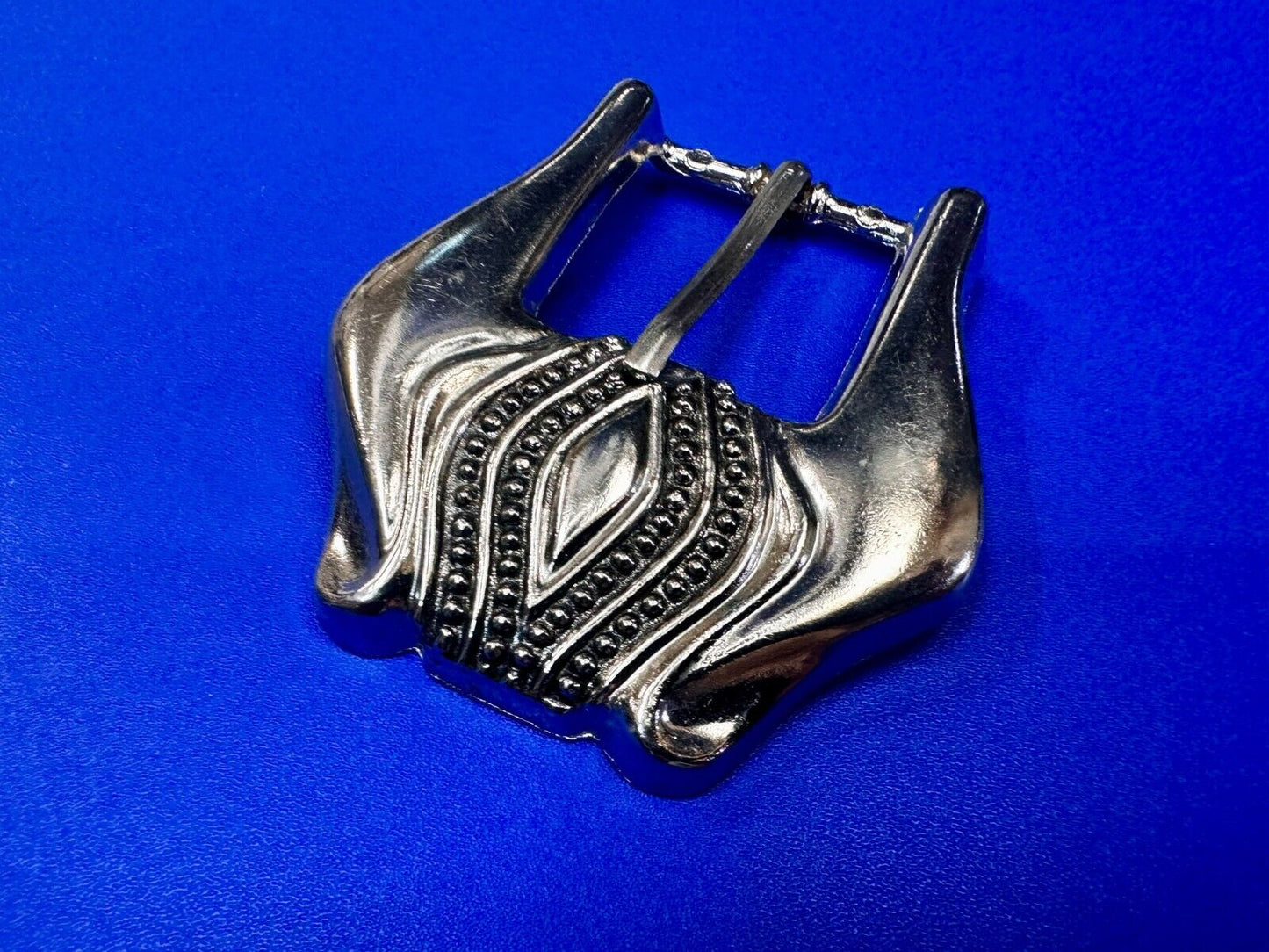 Unique Small Replacement Western Silver Tone Vintage Belt Buckle