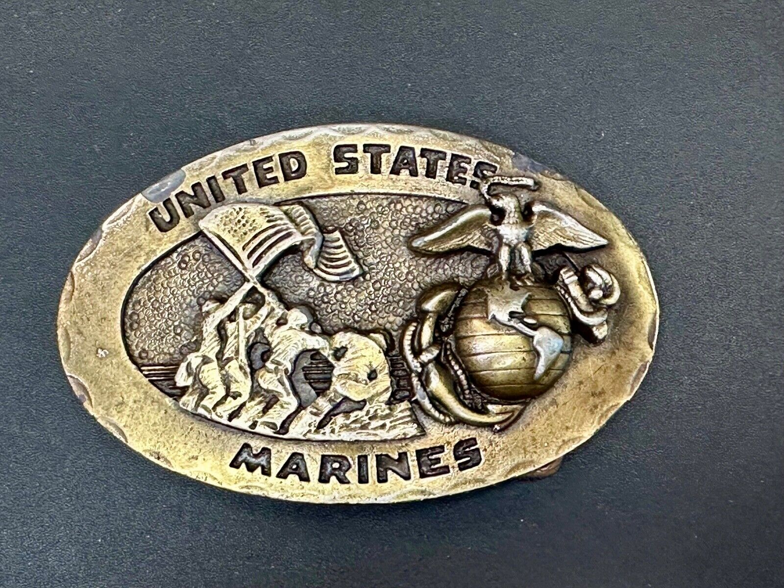 United Sates Marines Fallen Soldiers Monument  Flag 1975 Baldwin belt buckle