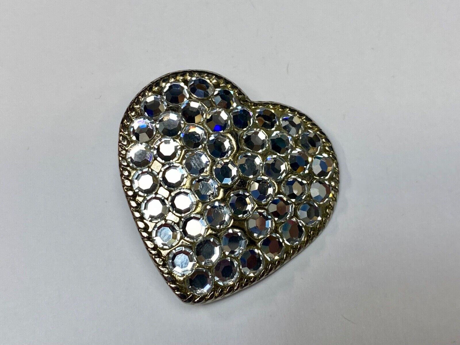 Beautiful Jeweled Rhinestone covered HEART belt buckle