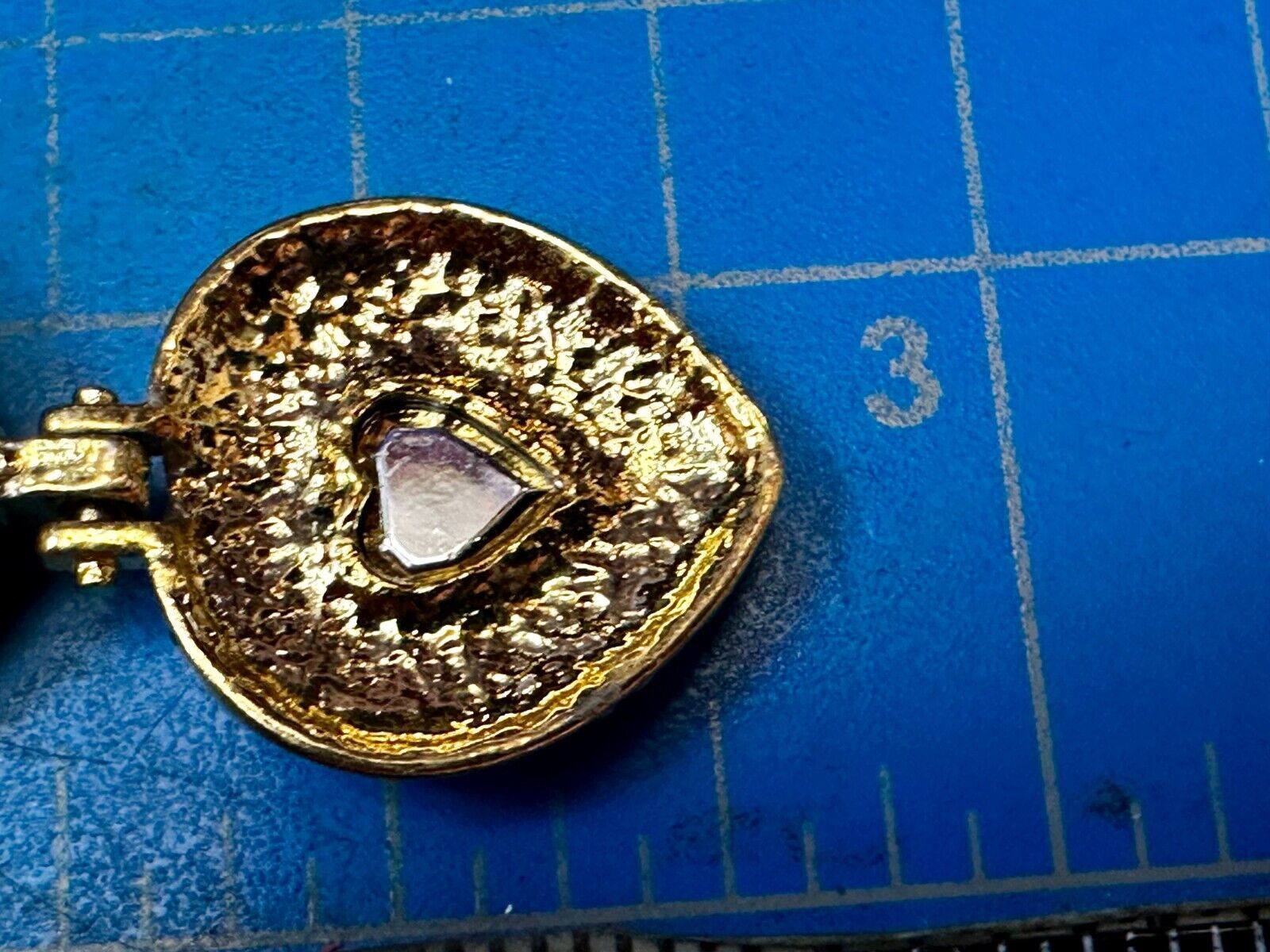 Victoria's Secret Double Heart Dangle Charm Red Ruby Large Gold Tone Brooch Pin