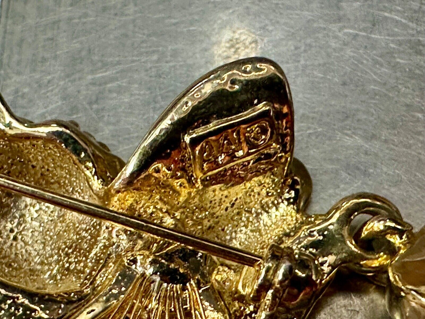 Angle with wings and Heart dangle beautiful AAI vintage brooch pin