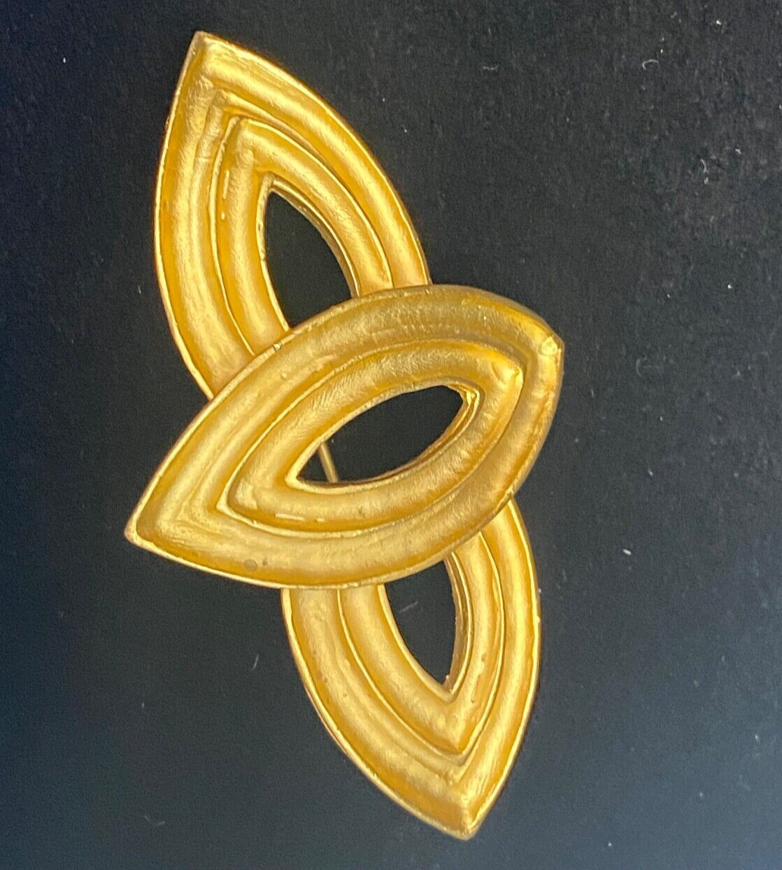 Unique Abstract Gold Tone Brooch Pin - See Hallmark / Makers Mark!