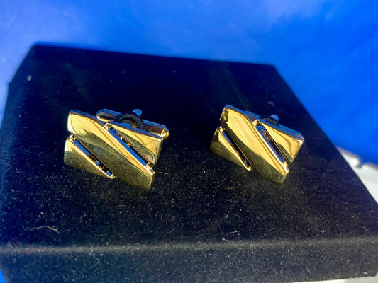 Vintage John Henry signed Gold color cuff links in box