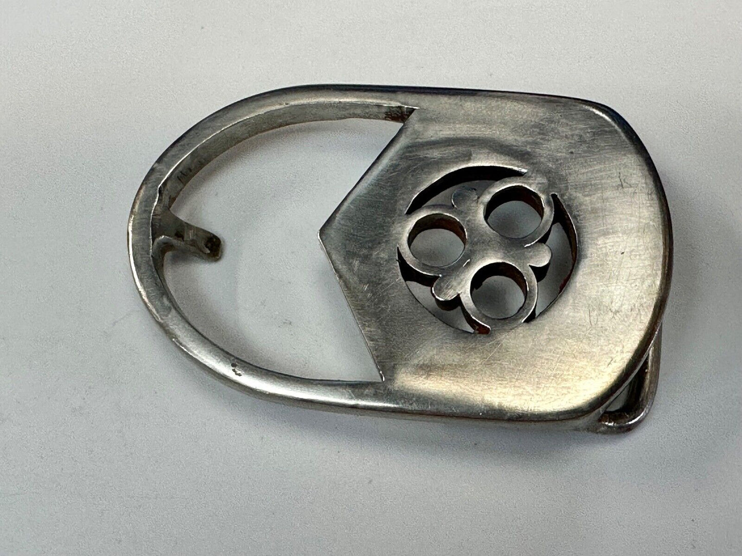 Artisan Signed vintage 1977 belt buckle to use for art craft or wear.