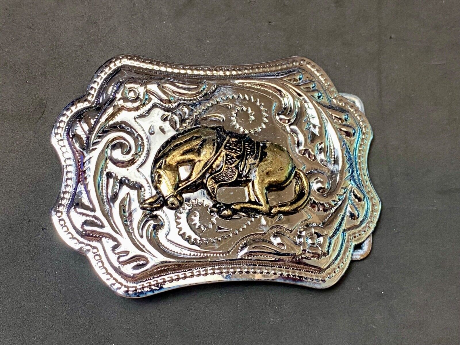 Vintage Horse End of the Trail two tone western belt buckle