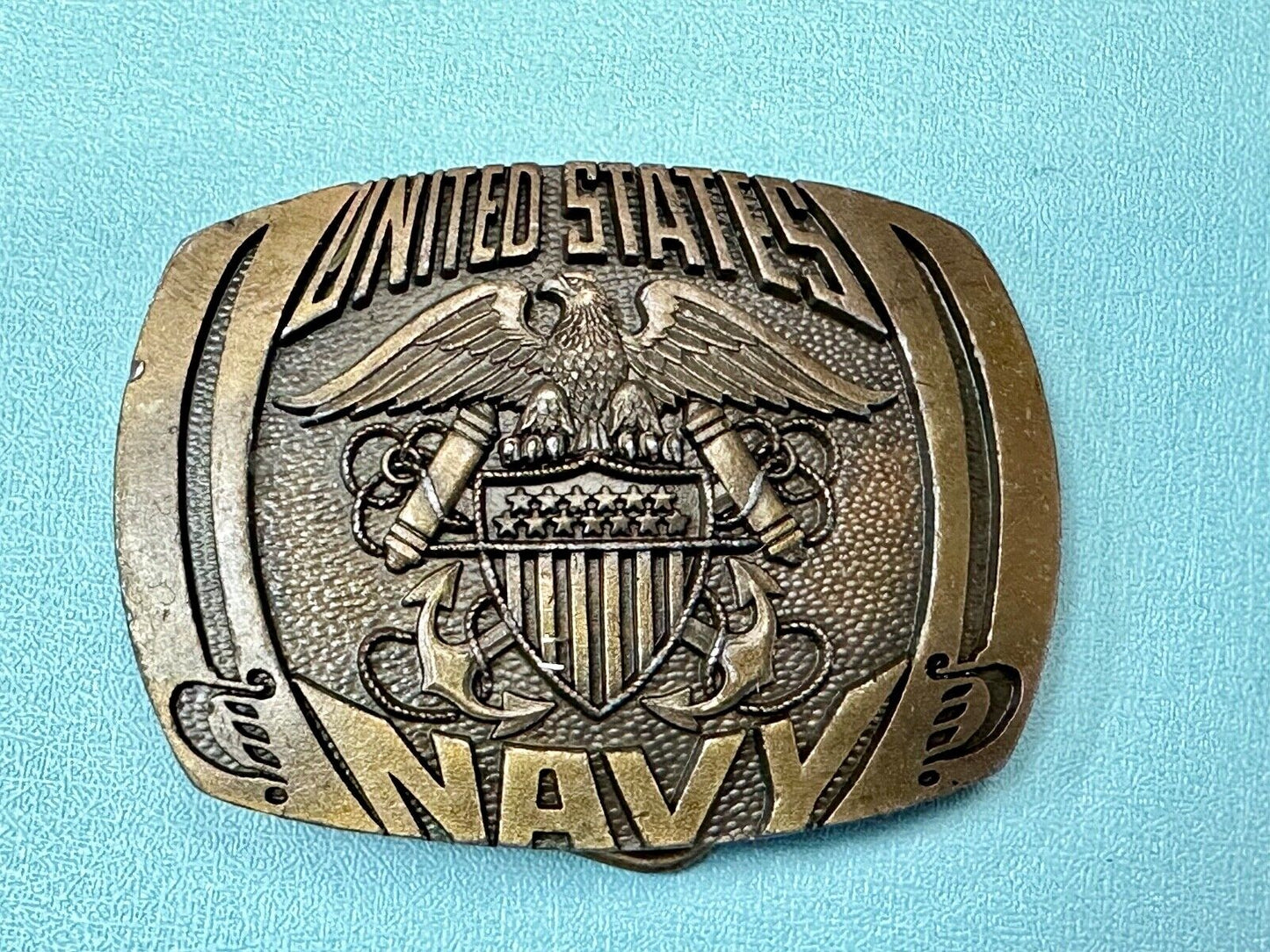 United States Navy Vintage Military 1980 Indiana Metal Craft belt buckle KR-89