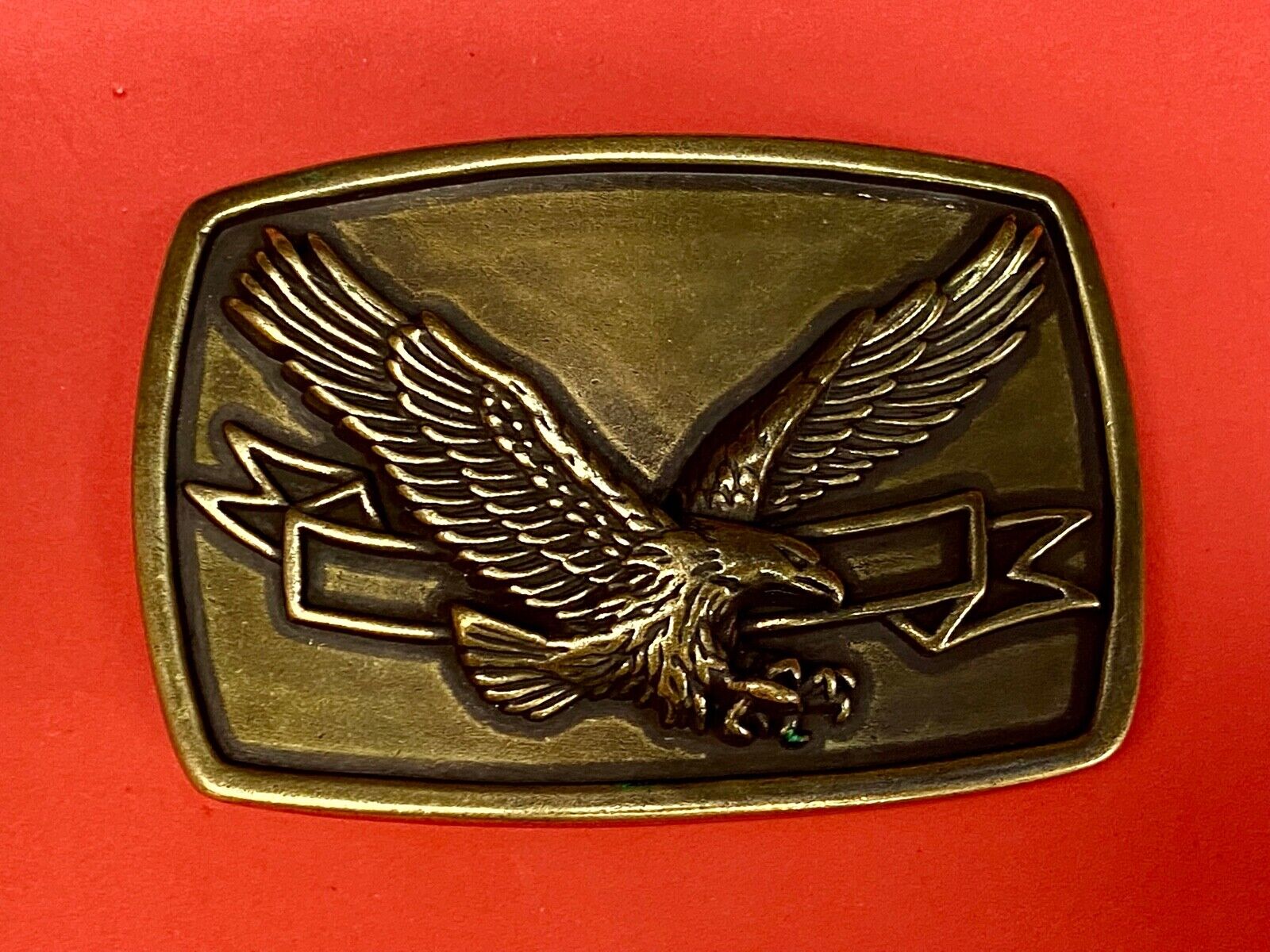 American Eagle Flying Diving Hunting Belt Buckle With Award Ribbon Scroll 