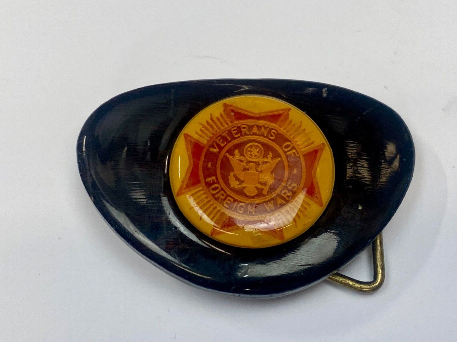 VETERANS OF FOREIGN WARS MILITARY ENAMIL COVERED CENTER COIN STYLE BELT BUCKLE