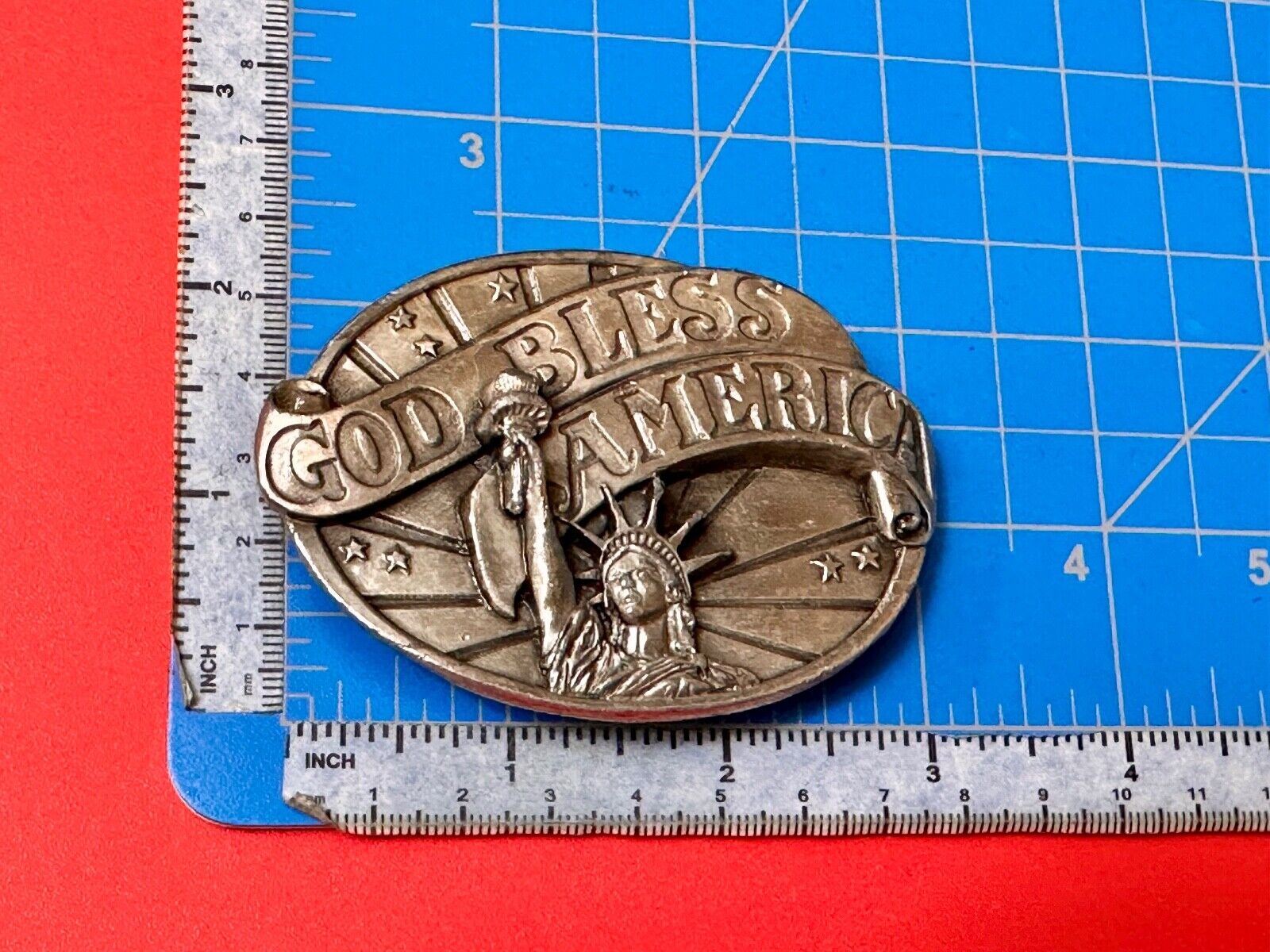 Vintage 1986 god bless America statue of lady liberty American Pride belt buckle