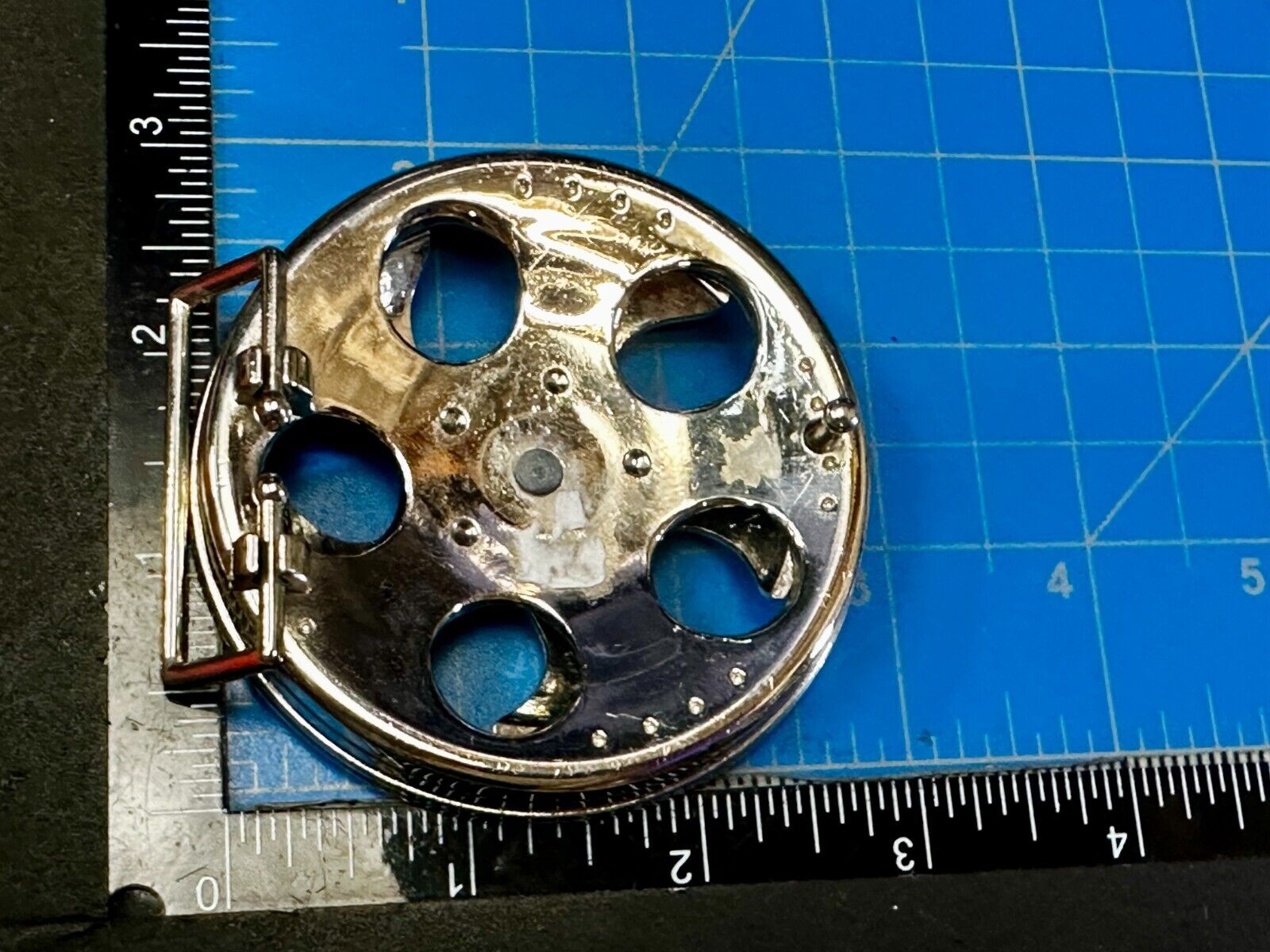 Unique Spinner Car Truck Wheel Rim See Through Silver Tone Round Belt Buckle