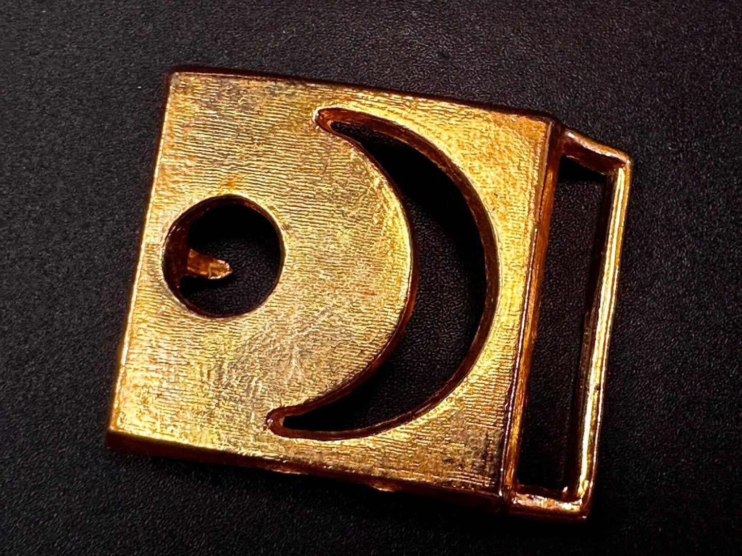 Unique Open Crescent Shape Gold Tone Hippy Style Cutout Belt Buckle