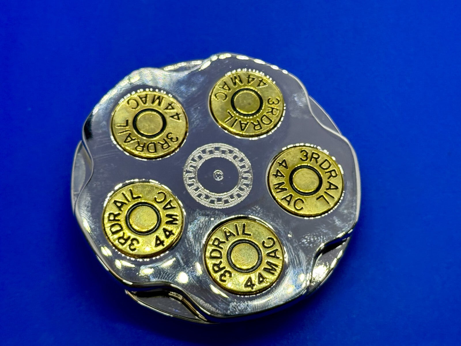 3RDRAIL Magnum 44 Revolver Gun Shell Bullet Moving Collectors Belt Buckle