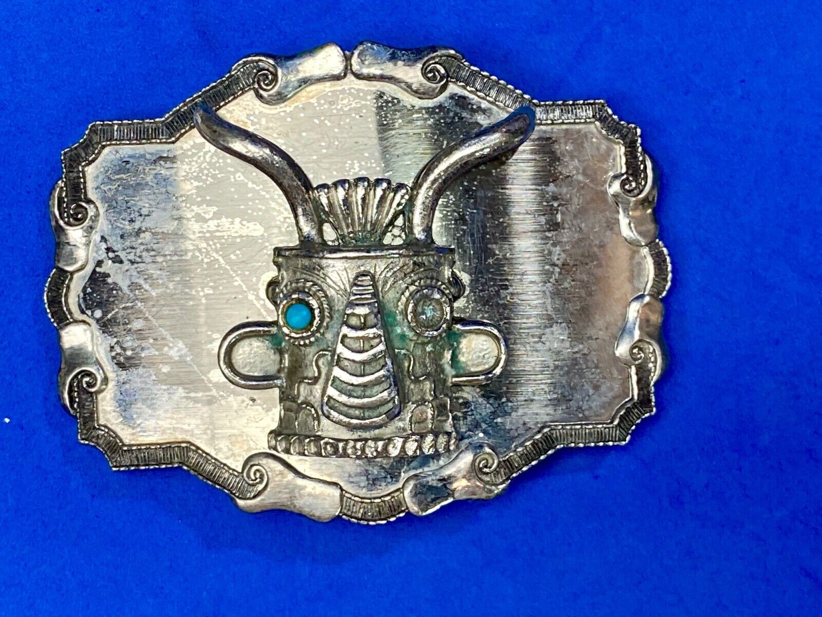 Very Different!   Raised Robot Head missing a blue eye! on western belt buckle 