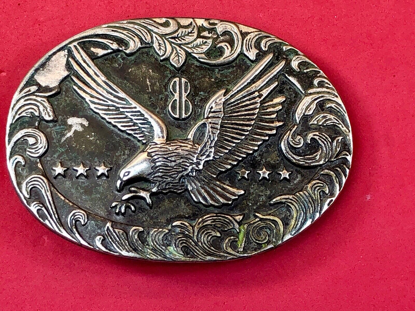 Vintage belt buckle of Flying Diving Hunting Eagle, Bird, Grouse, Stars 